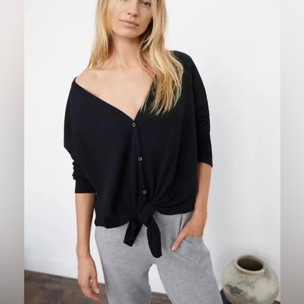 Babaton Cardigan - Picture 1 of 4